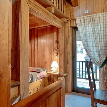 Relais - Fiore Di Bosco - Mont Blanc - Italia