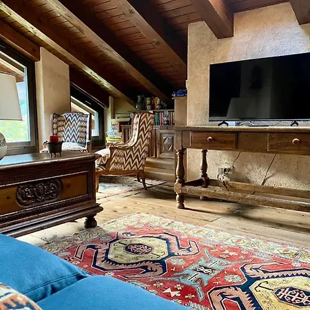 Alpstuga Relais - Fiore Di Bosco - Mont Blanc - Italia