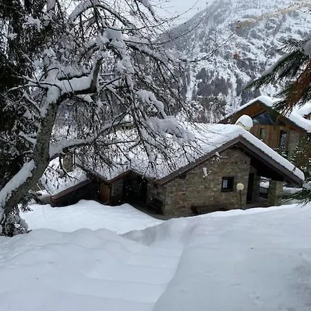 Relais - Fiore Di Bosco - Mont Blanc - Italia